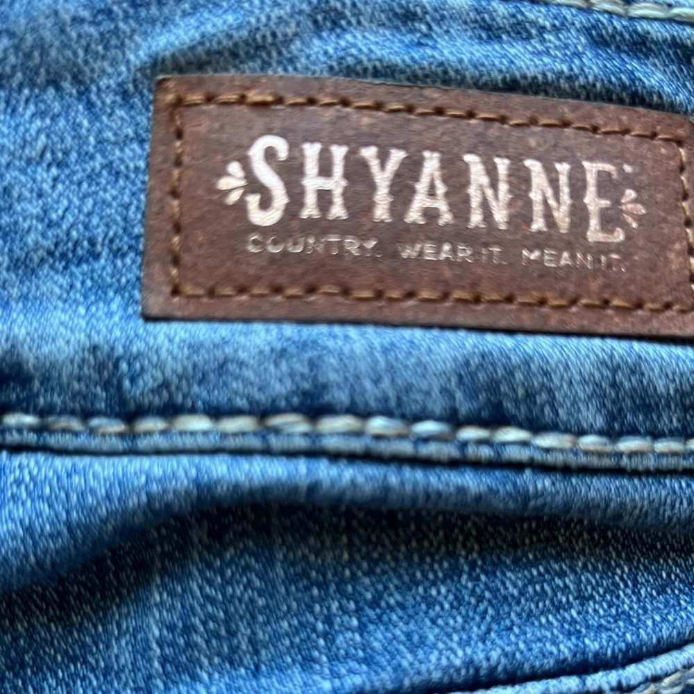 Shyanne ~ Country • Wear it • Mean it